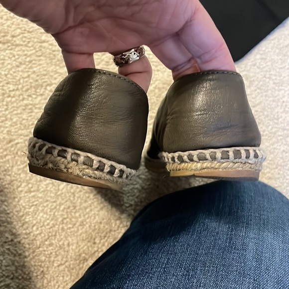 Authentic Chanel leather espadrilles, size 37 - Picture 3 of 11